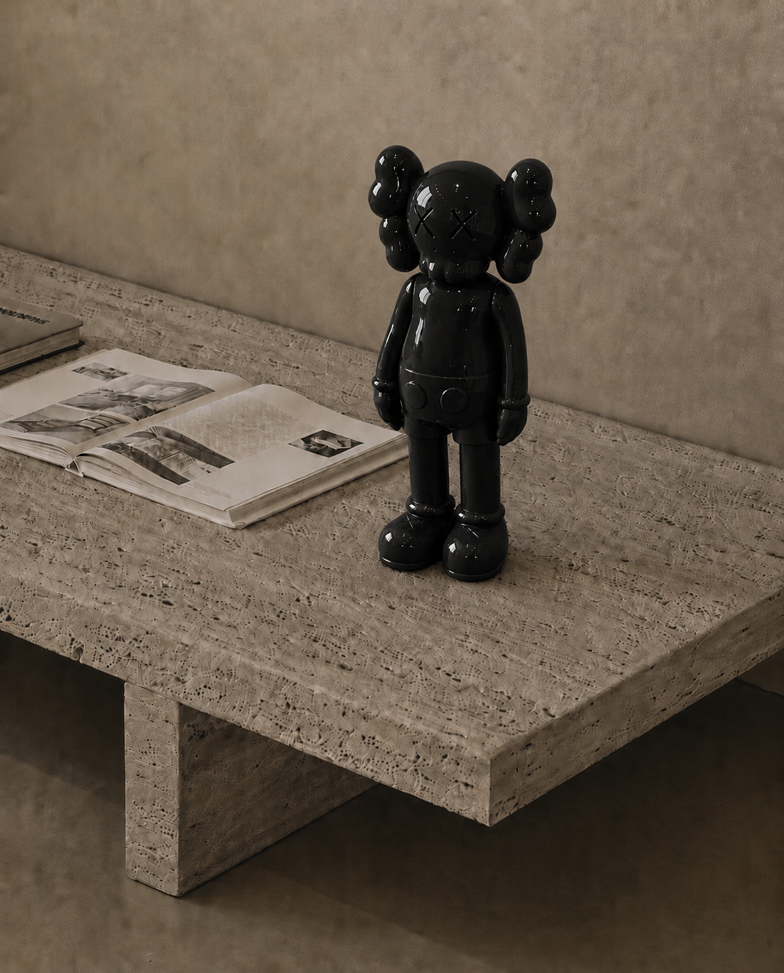 Kaws Standing 29cm