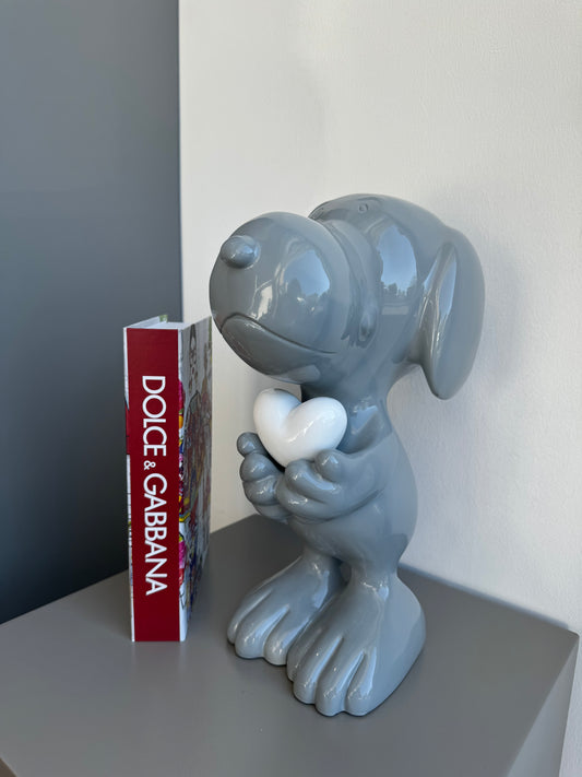 Snoopy Holding Heart