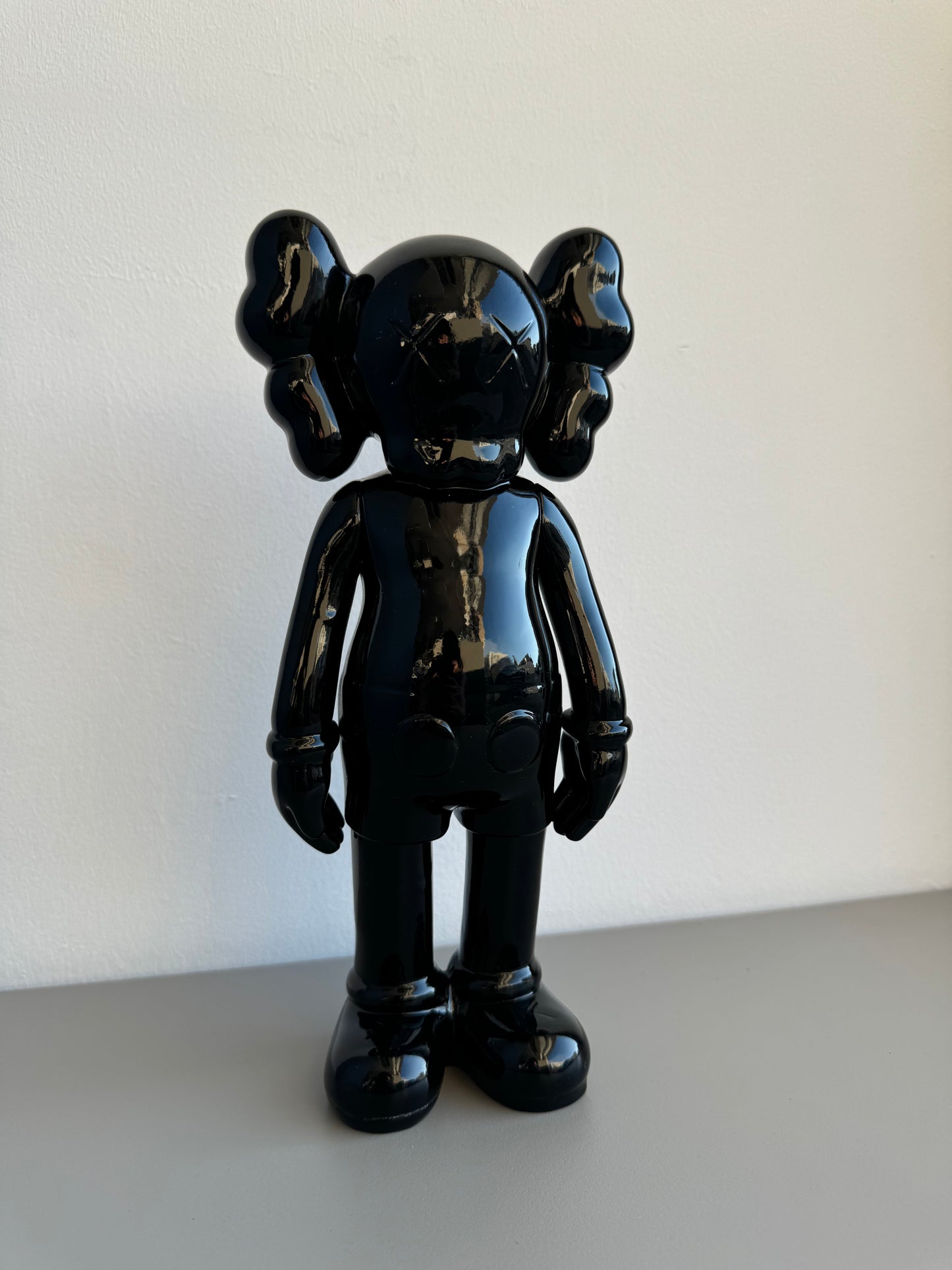 KAWS 28cm