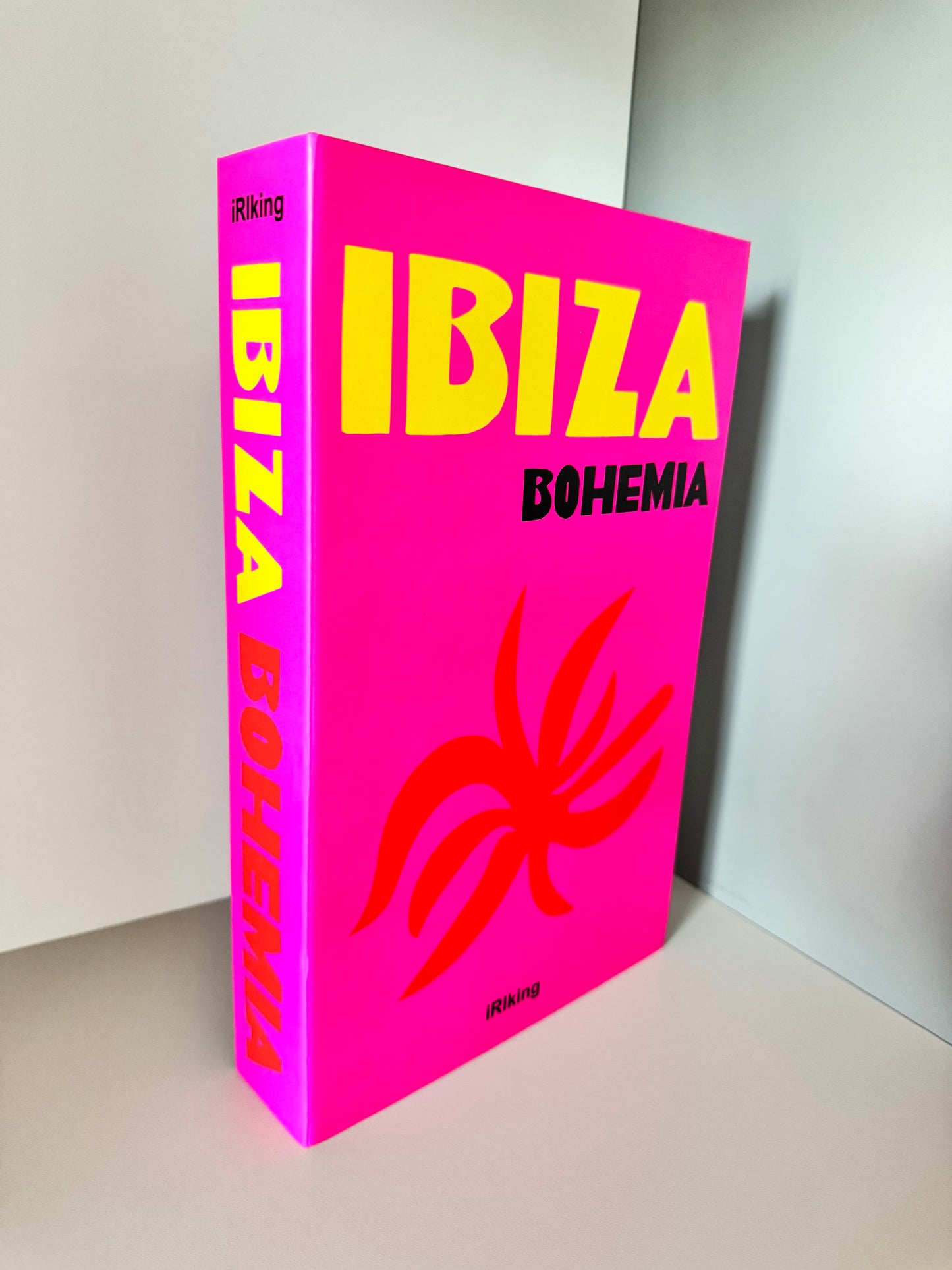 Fake Book Assouline 27x4.5x17cm